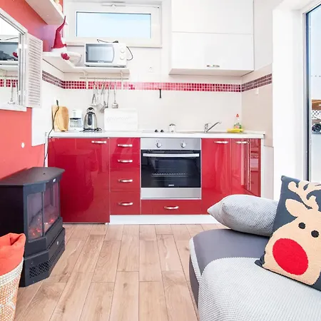 Amazing In With Kitchen 아파트 *